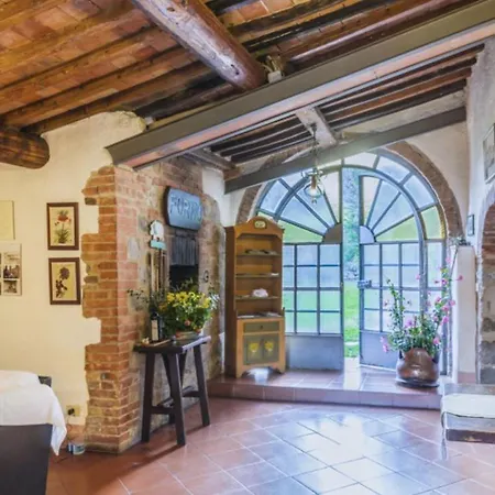 Podere * Contignano